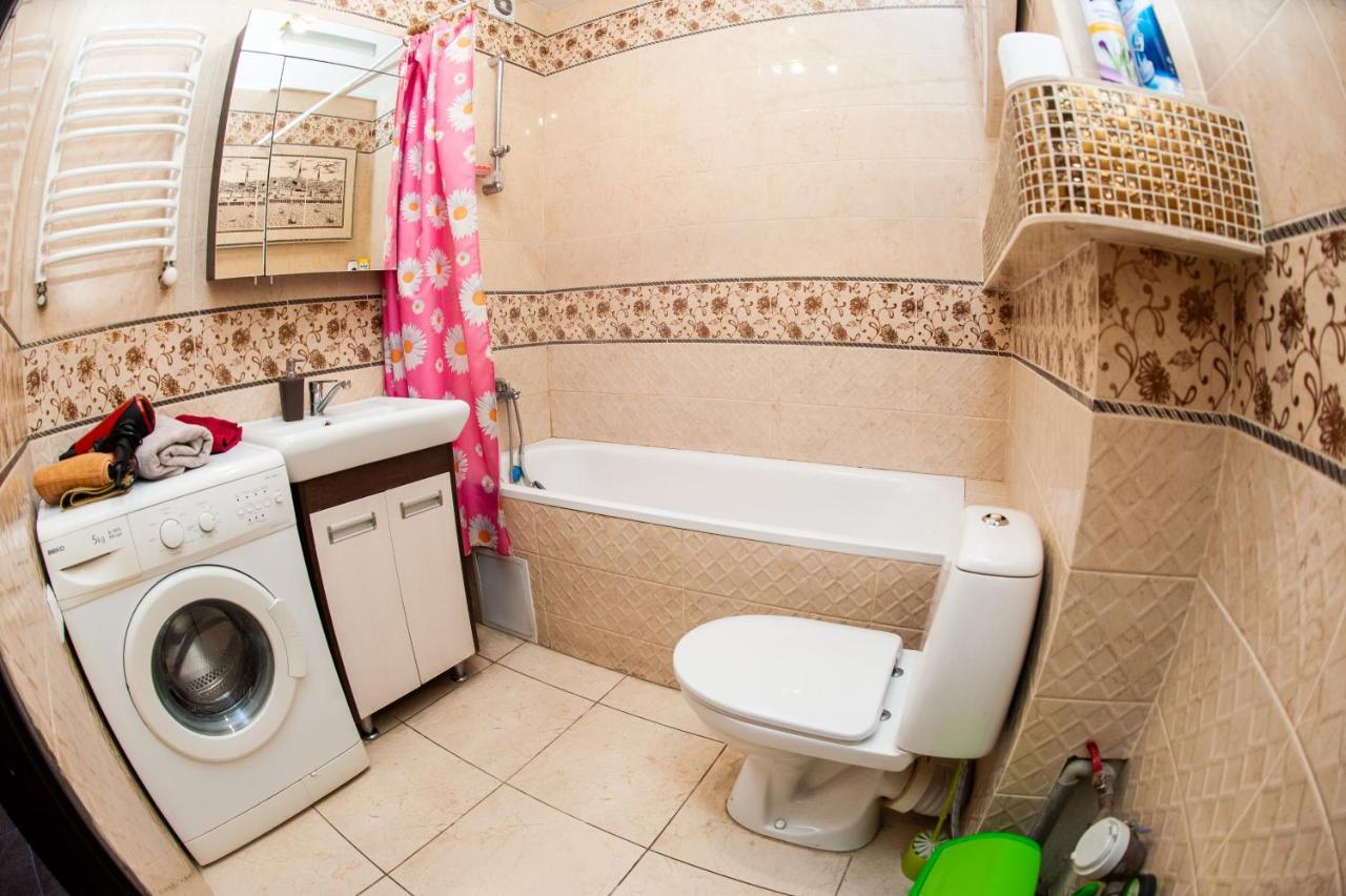В Самому Центрі Міста, 3 Хв Ходьби До Жд Вокзалу Ternopil Extérieur photo